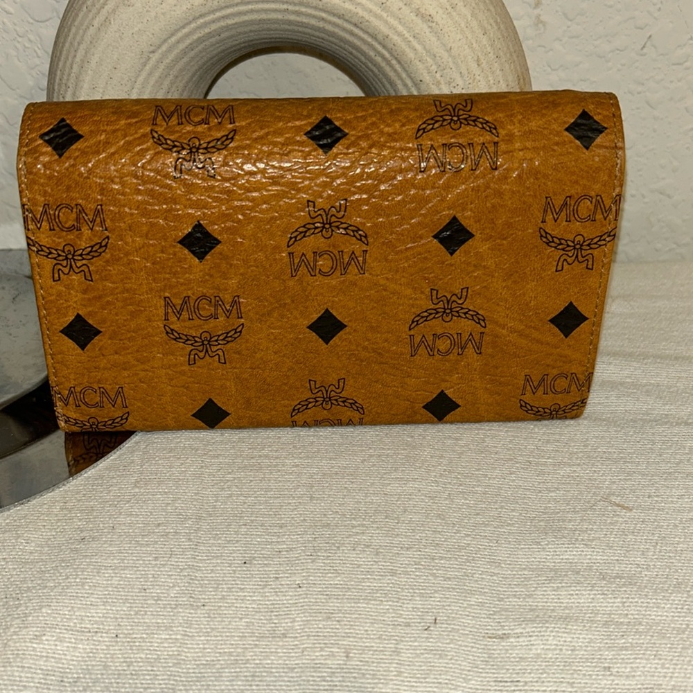 Authentic Mcm Monogram Visetos Pattern Leather Bi… - image 2